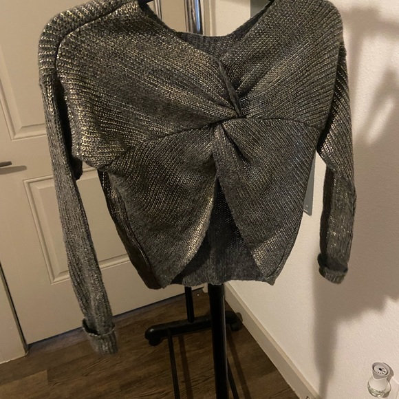 Sweater - Picture 2 of 2